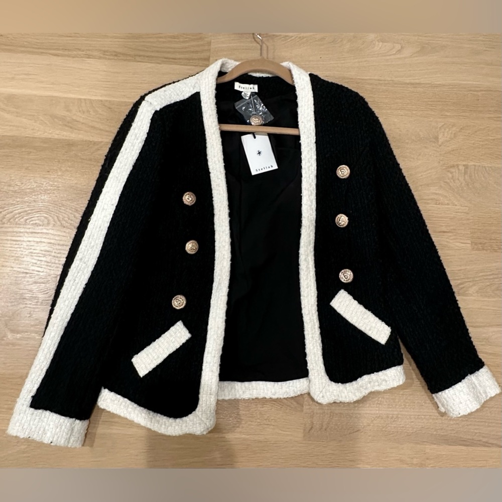 Women’s Tweed Blazer